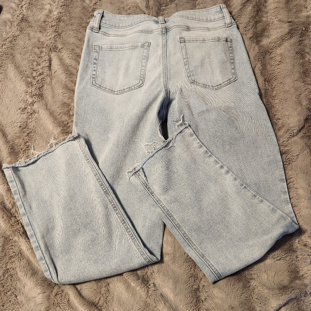Blue and Light Blue Women's Jeans Size 12 By MAURICES - Picture 7 of 7
